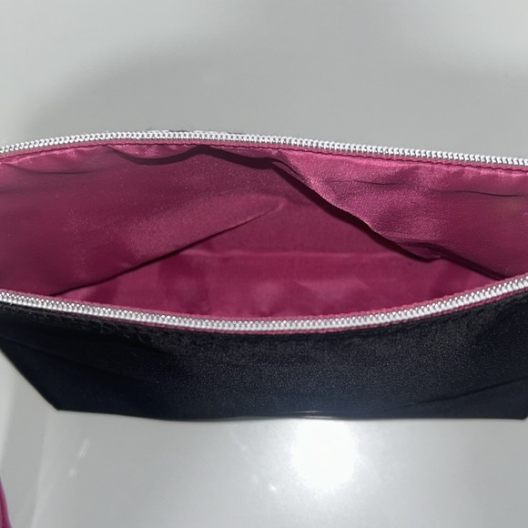 Lancôme Makeup Bag - Picture 3 of 3